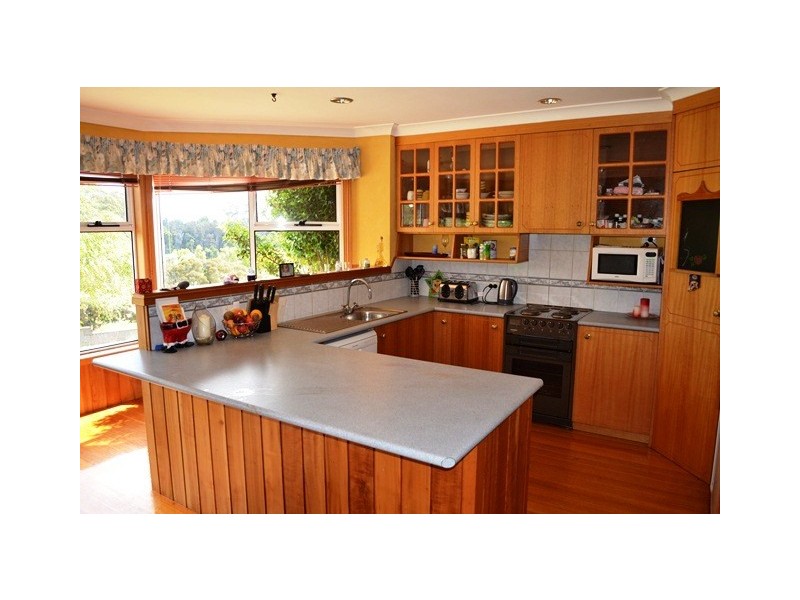 15 Edward Street, Somerset TAS 7322