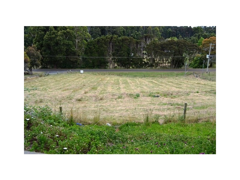 15 Edward Street, Somerset TAS 7322