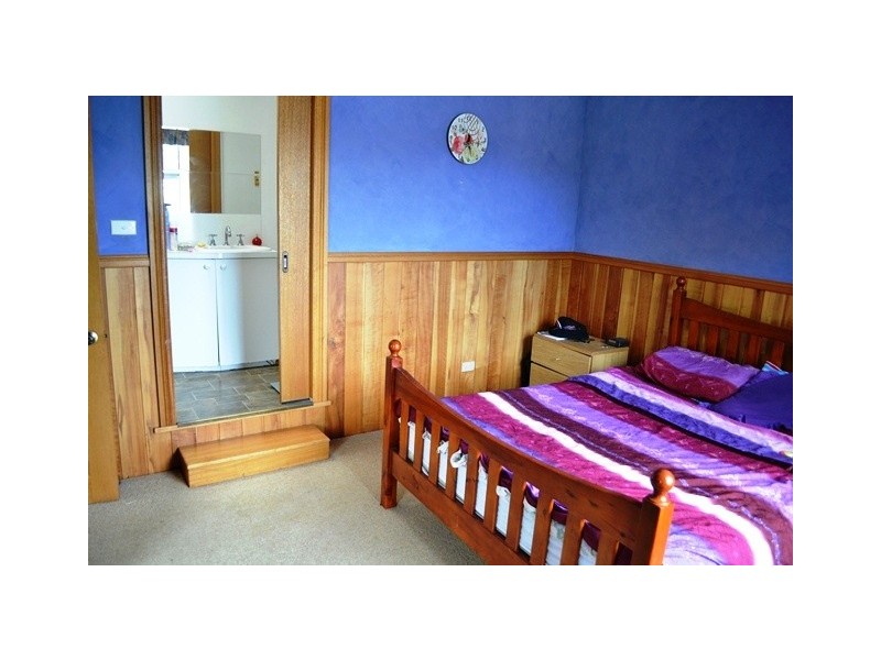 15 Edward Street, Somerset TAS 7322