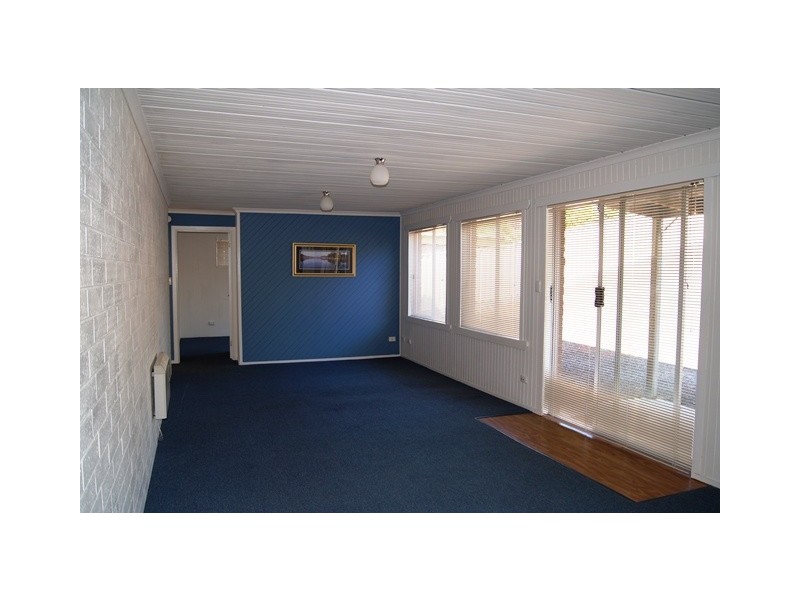 1/42 Chanel Street, Park Grove TAS 7320