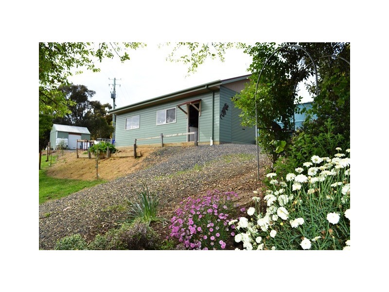 74 Deviation Road, Penguin TAS 7316