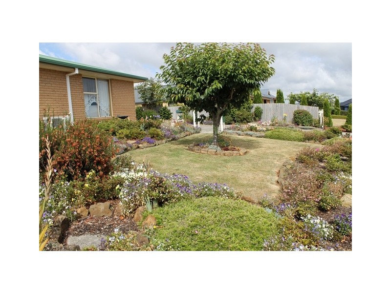 17 Mercedes Place, Burnie TAS 7320