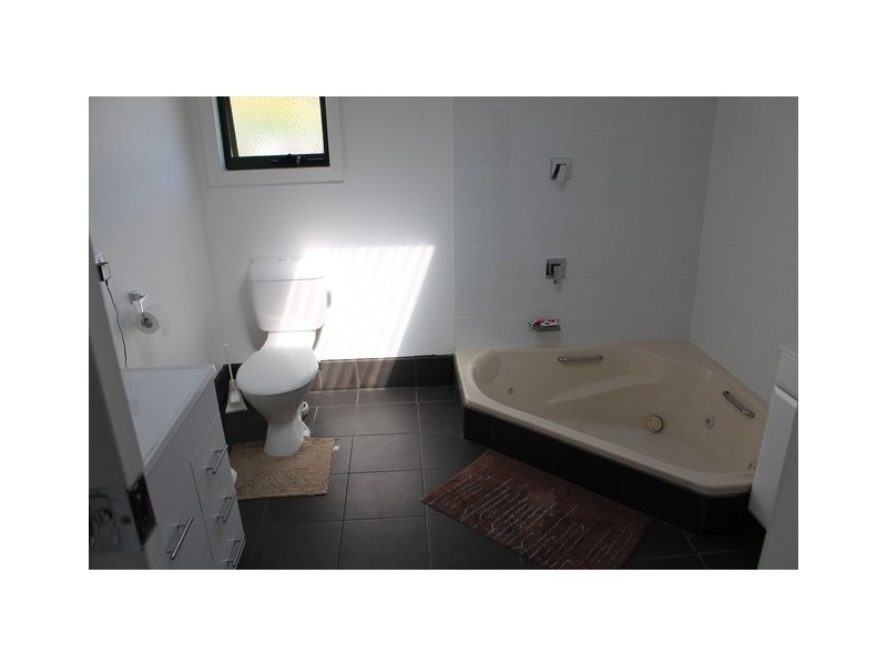 80 Ironcliffe Road, Penguin TAS 7316