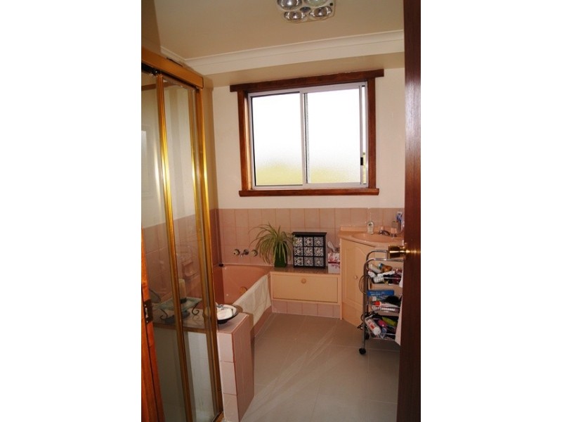 20 Warreen Drive, Penguin TAS 7316