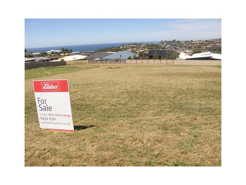 11 Lorrie Place, Burnie TAS 7320