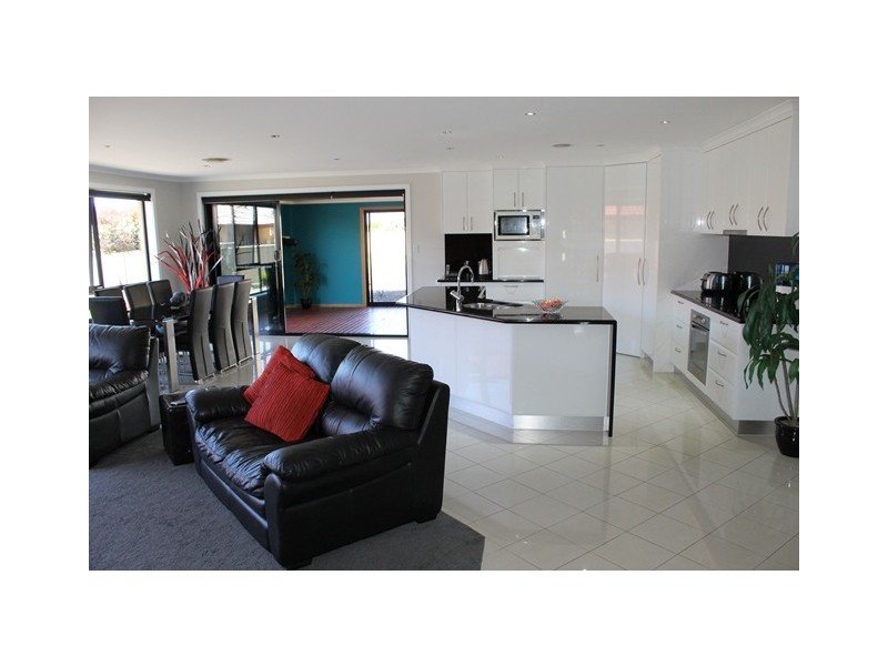 11 Waterford Drive, Sulphur Creek TAS 7316