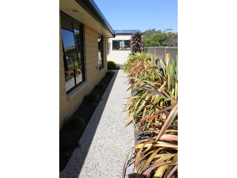 11 Waterford Drive, Sulphur Creek TAS 7316