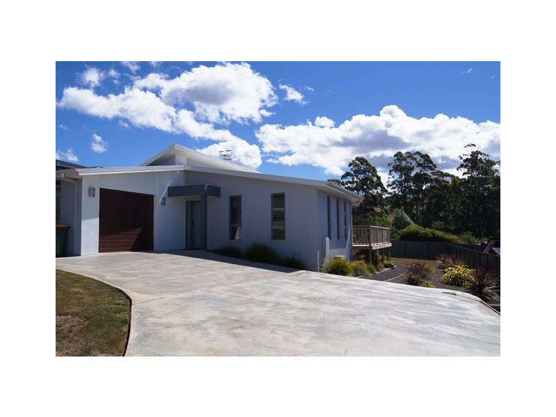 8 Platinum Drive, Burnie TAS 7320