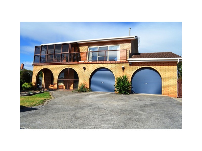 213 Old Bass Highway, Doctors Rocks TAS 7325