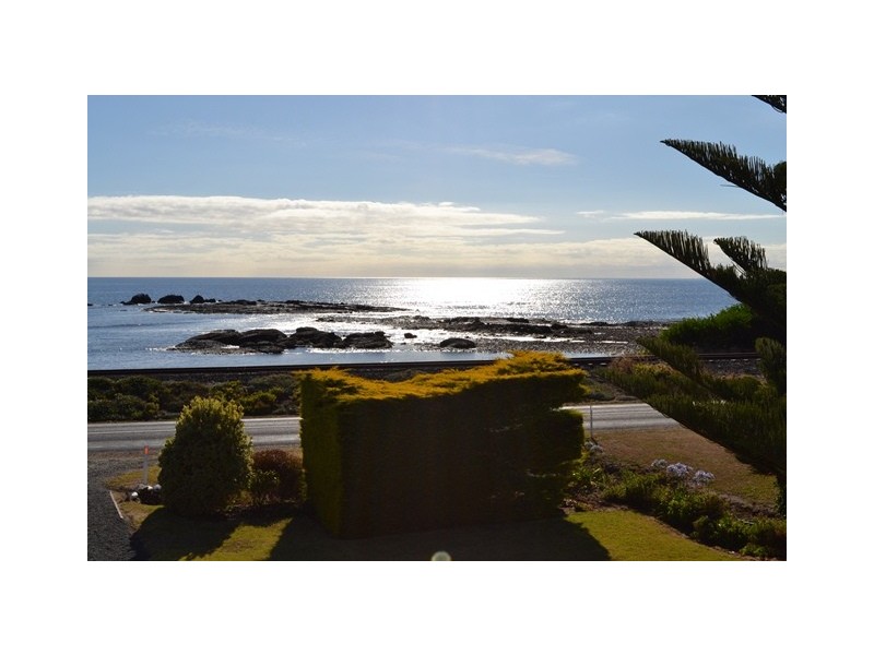 213 Old Bass Highway, Doctors Rocks TAS 7325