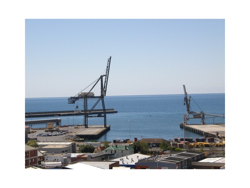 8/3 Vernon Place, Burnie TAS 7320