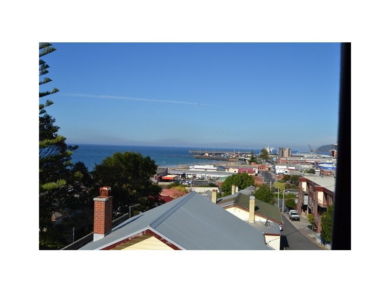 6 Upper Bourke Street, Burnie TAS 7320