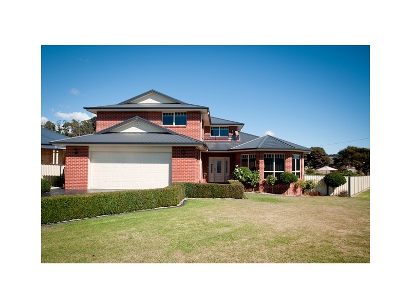 12 Oceanside Boulevard, Sulphur Creek TAS 7316