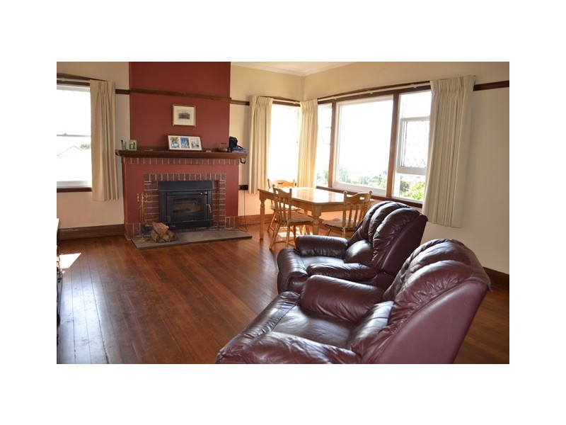 132 Mount Street, Burnie TAS 7320