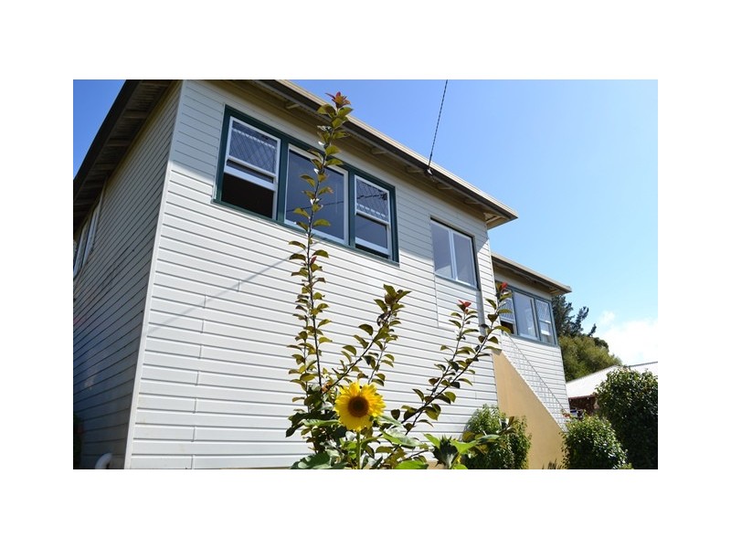 132 Mount Street, Burnie TAS 7320