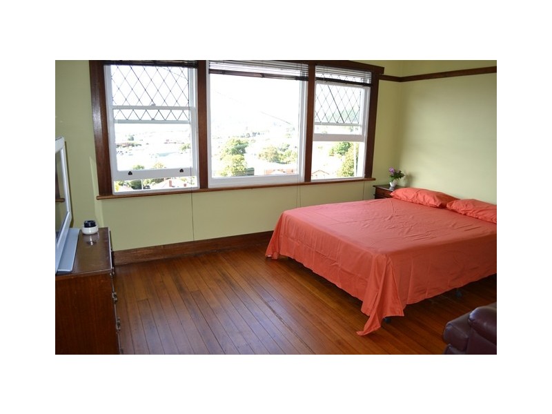 132 Mount Street, Burnie TAS 7320