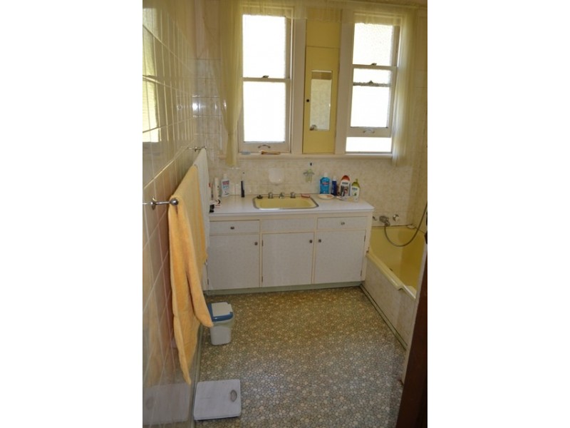 132 Mount Street, Burnie TAS 7320