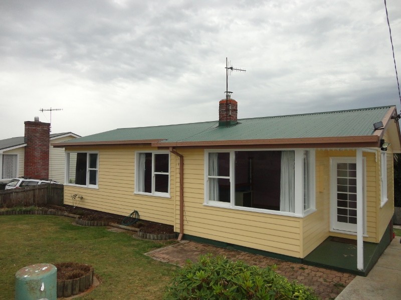 64 Stirling Street, Burnie TAS 7320