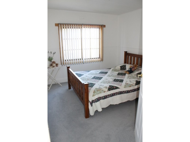 37 Quiggin Street, Wynyard TAS 7325