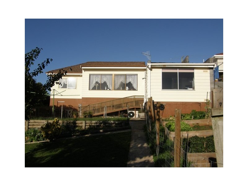 5 Federal Street, Burnie TAS 7320