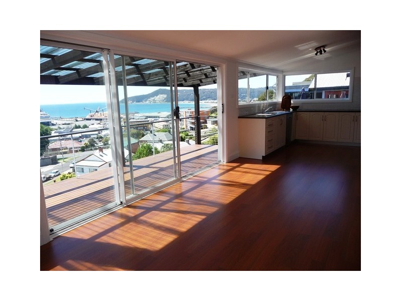 18 View Road, Burnie TAS 7320