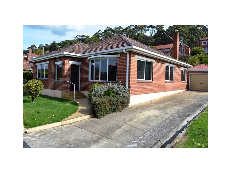 8 Moody Street, Burnie TAS 7320