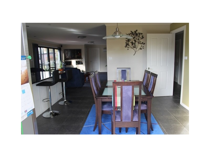 11 Evelyn Street, Penguin TAS 7316