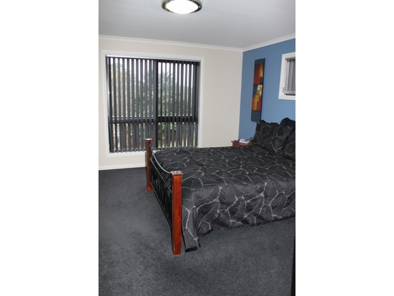 11 Evelyn Street, Penguin TAS 7316