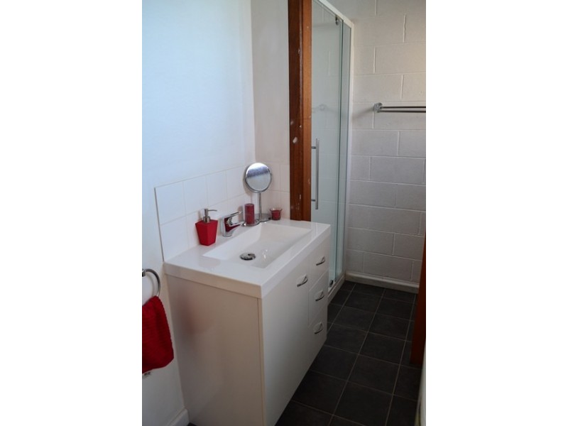 2/6 Atkinson Street, Hillcrest TAS 7320