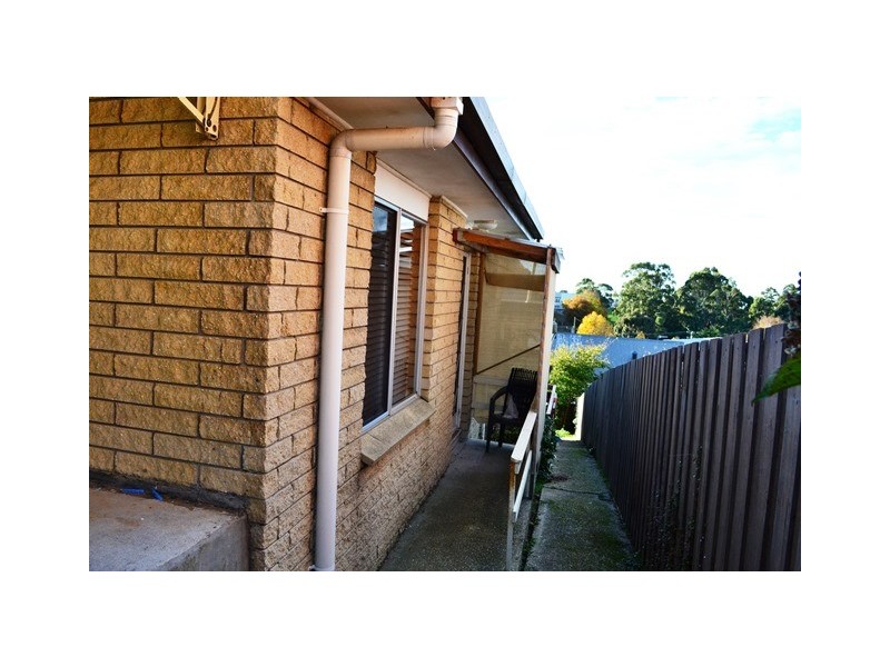 2/6 Atkinson Street, Hillcrest TAS 7320
