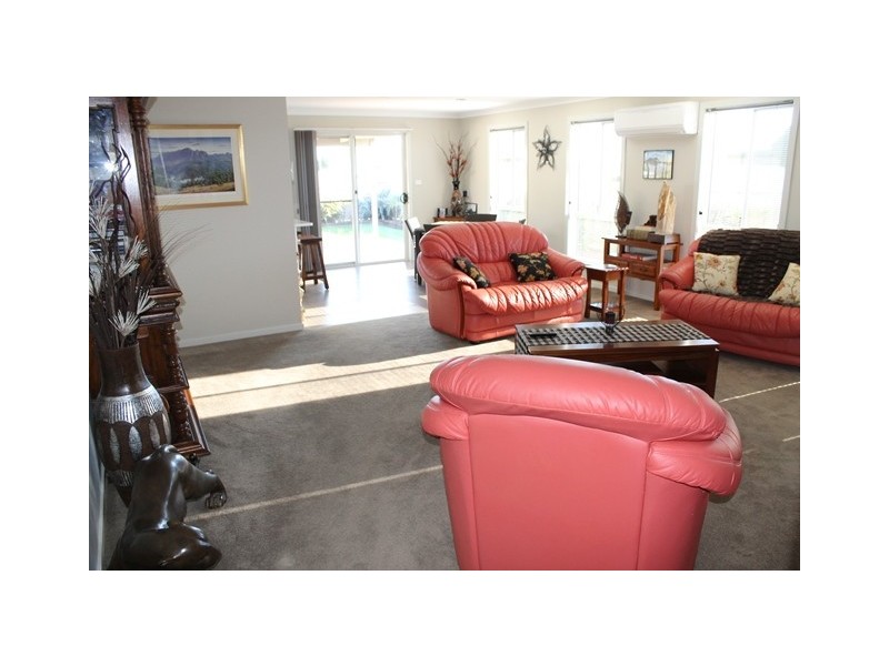 6 Waterford Drive, Sulphur Creek TAS 7316
