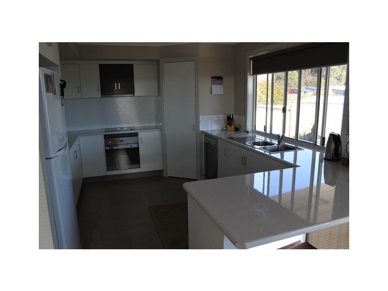 6 Waterford Drive, Sulphur Creek TAS 7316