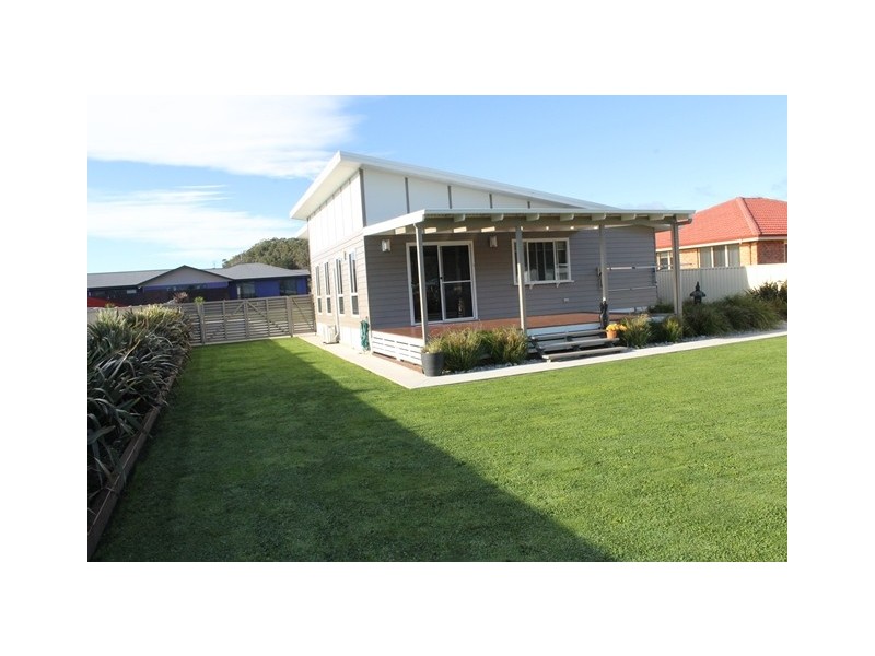 6 Waterford Drive, Sulphur Creek TAS 7316