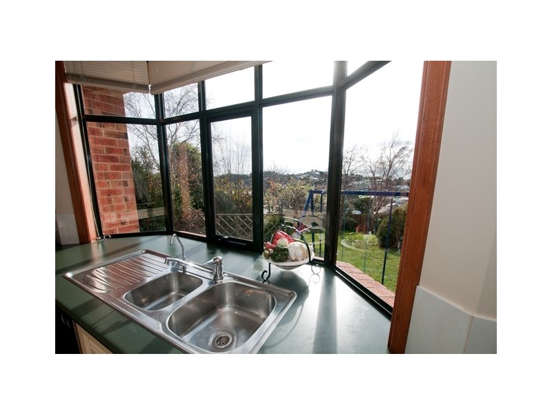 24 Stevens Place, Burnie TAS 7320