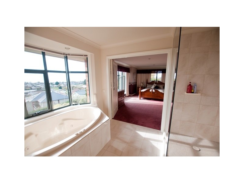 24 Stevens Place, Burnie TAS 7320