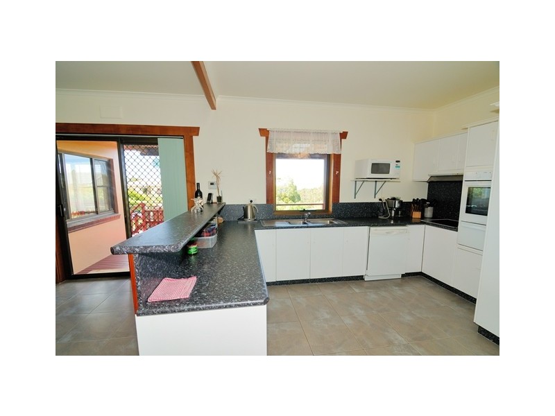 9 Federal Street, Upper Burnie TAS 7320