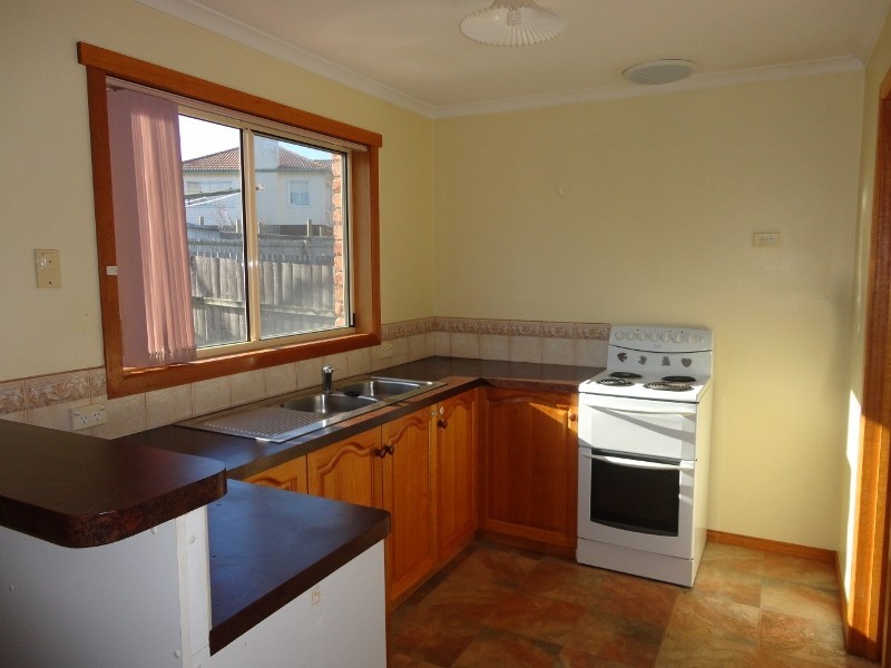 2/26 Terrylands Street, Burnie TAS 7320