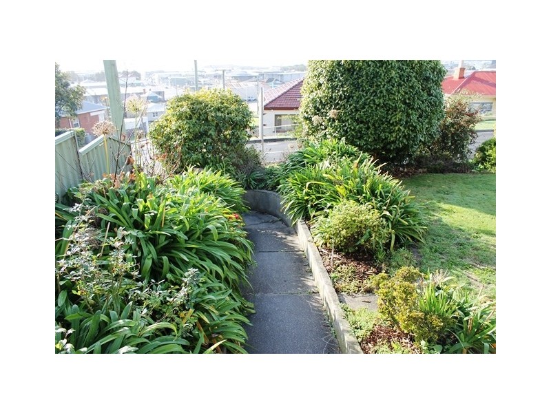 28 Cunningham Street, South Burnie TAS 7320