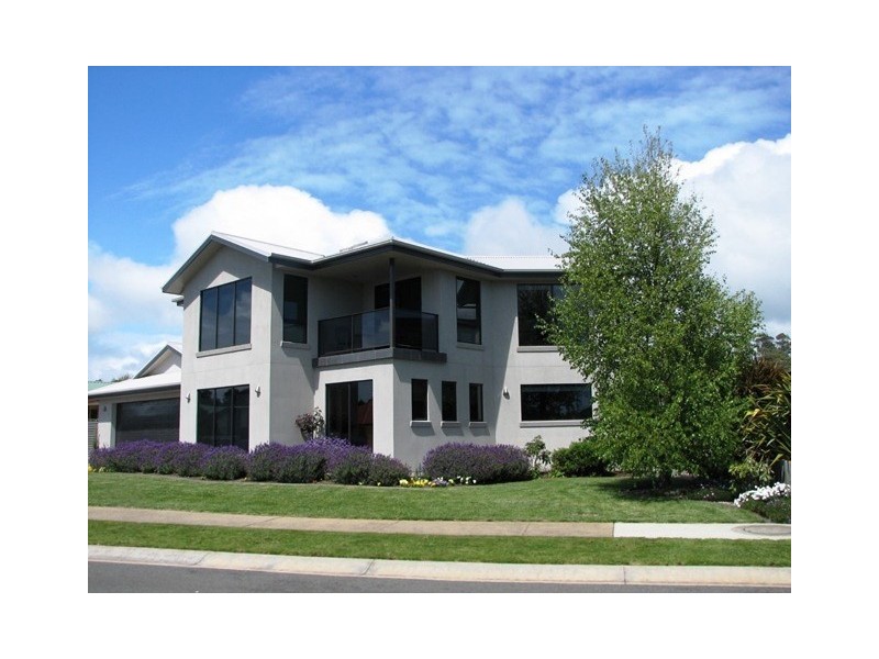 13 Panorama Crescent, Cooee TAS 7320