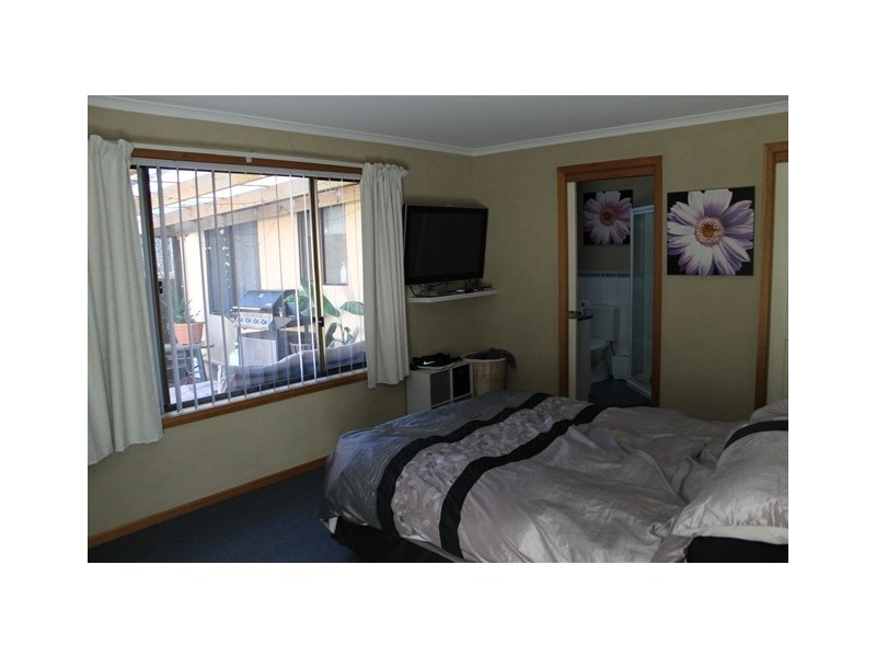 61 Stirling Street, Burnie TAS 7320