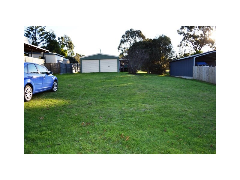 6 Kenelm Avenue, Sisters Beach TAS 7321