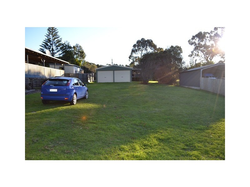 6 Kenelm Avenue, Sisters Beach TAS 7321