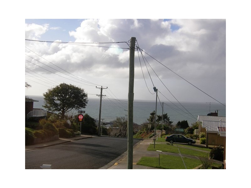37 Paraka Street, Burnie TAS 7320