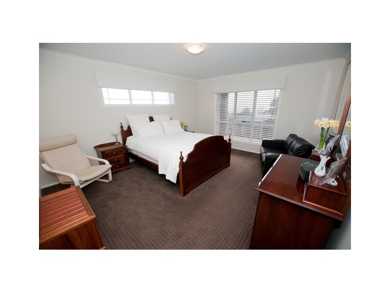 13 Uplands Place, Park Grove TAS 7320