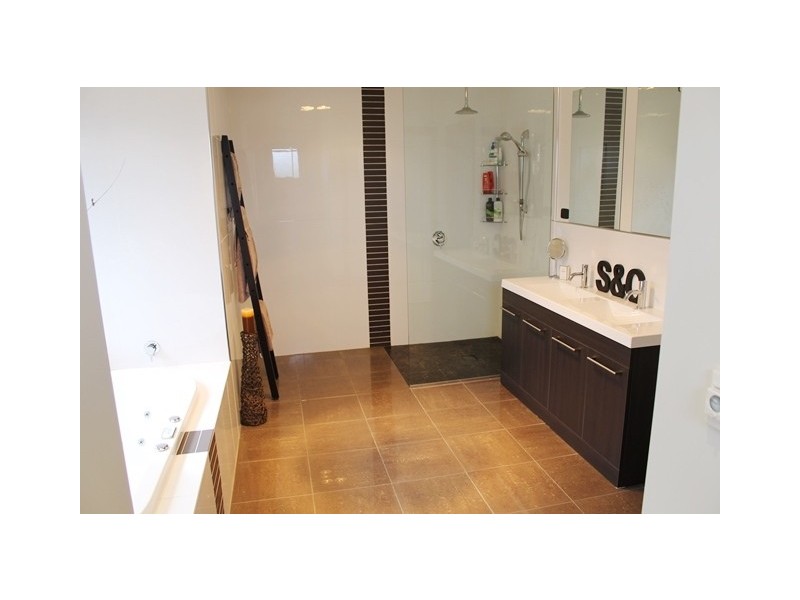 14 Mercedes Place, Romaine TAS 7320