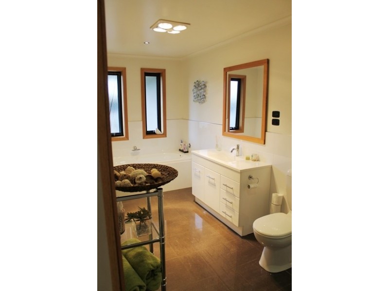 14 Mercedes Place, Romaine TAS 7320