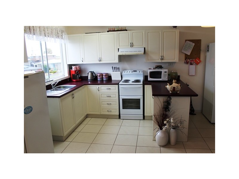 6 Winter Avenue, Upper Burnie TAS 7320