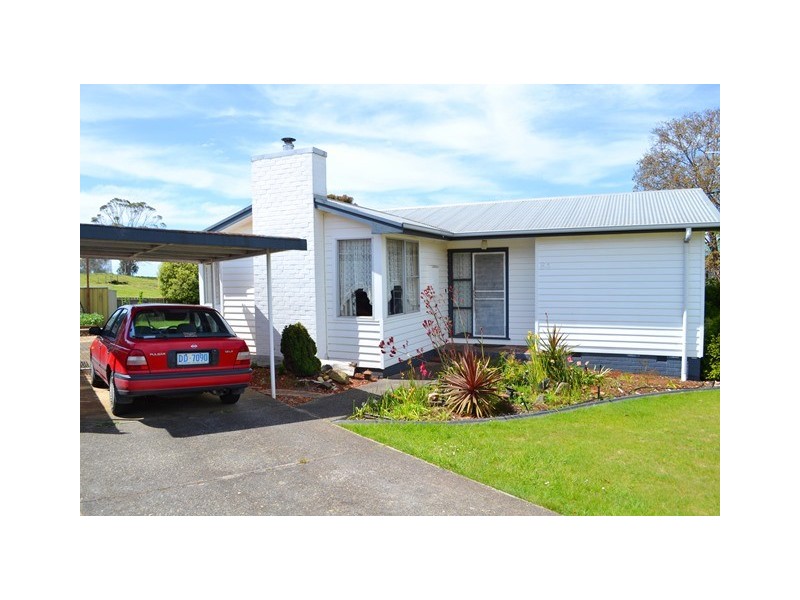 84 Collins Street, Brooklyn TAS 7320