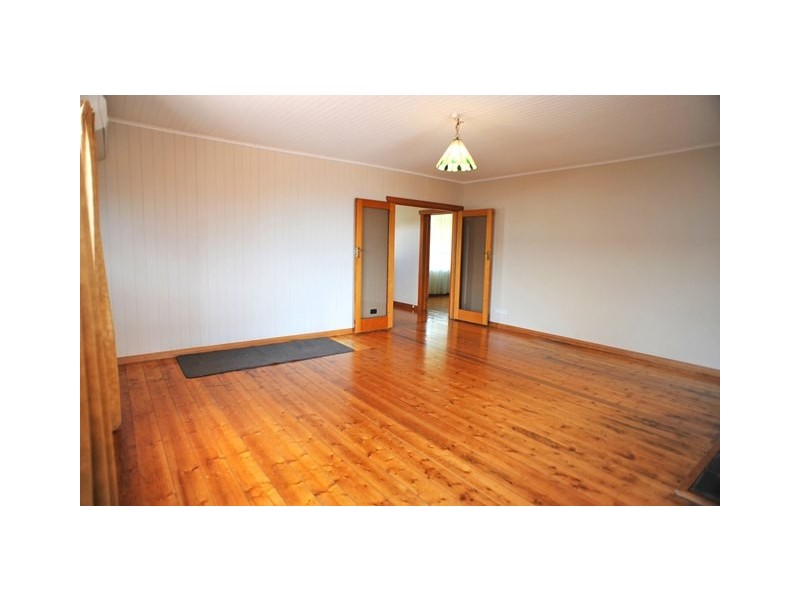 28 Old Bass Highway, Wynyard TAS 7325