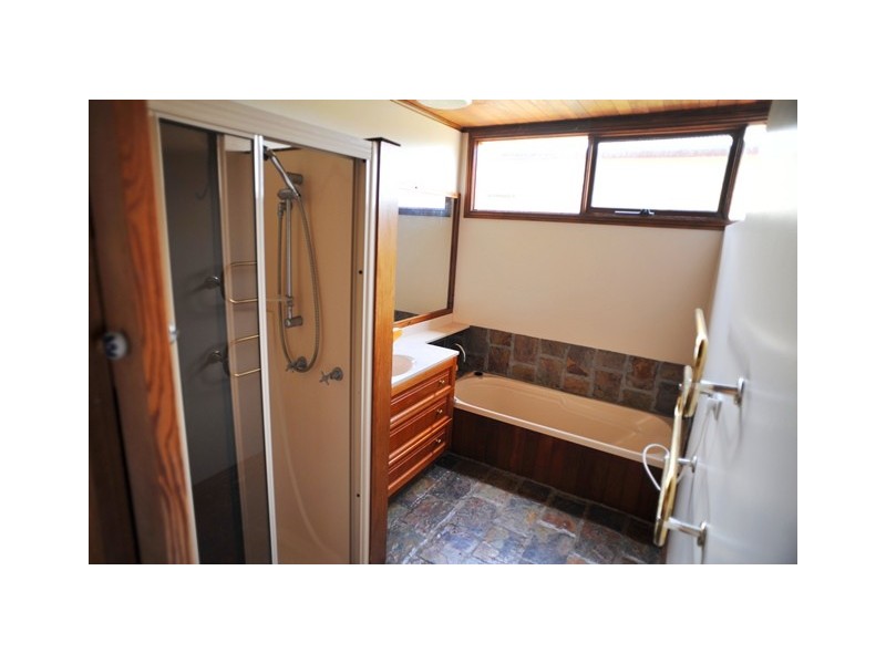 28 Old Bass Highway, Wynyard TAS 7325